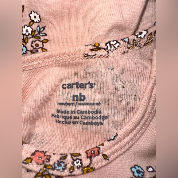 Carter’s Newborn Girl - 3 Piece Matching Pant Set. Coral w/ Floral Print Design - Picture 7 of 11
